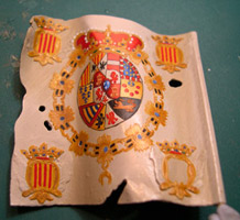 base tres escudos pintados